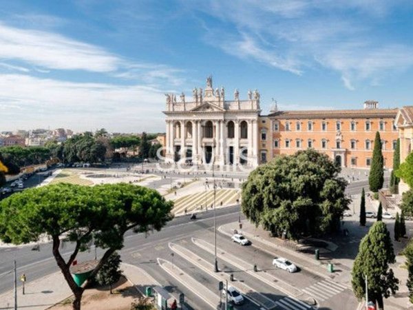 appartamento in vendita a Roma in zona Centro Storico