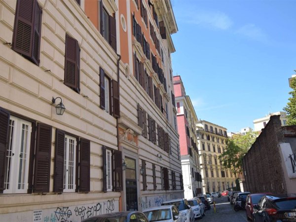 appartamento in vendita a Roma in zona Celio
