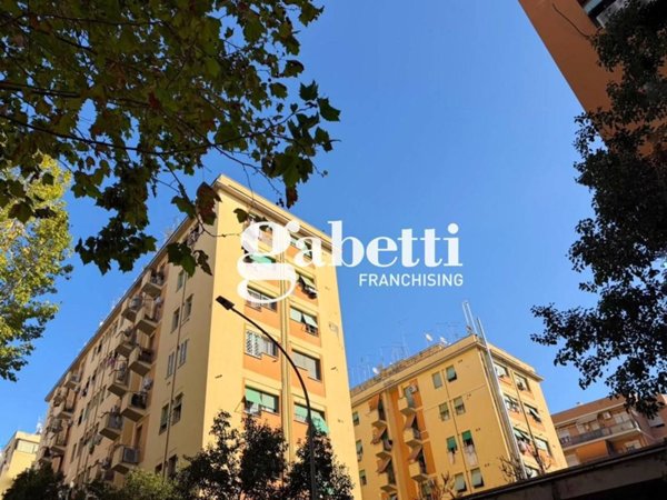 appartamento in vendita a Roma in zona Collatino