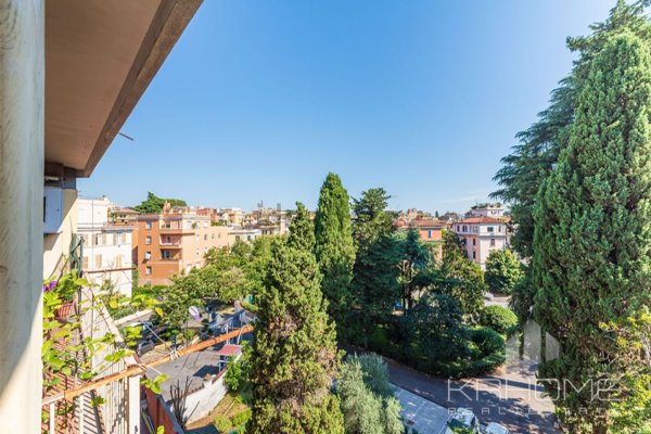 appartamento in vendita a Roma in zona Parioli