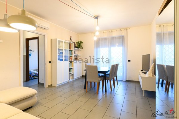 appartamento in vendita a Roma in zona Tor Cervara