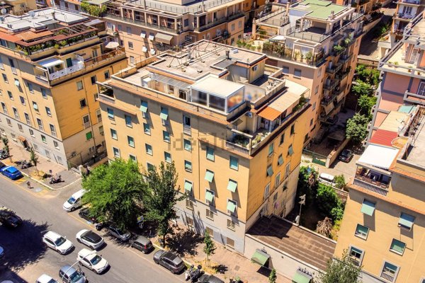 appartamento in vendita a Roma in zona Gianicolense
