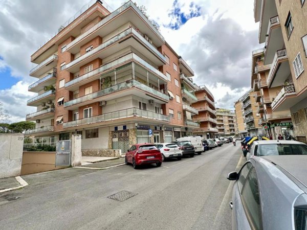 appartamento in vendita a Roma in zona Aurelio