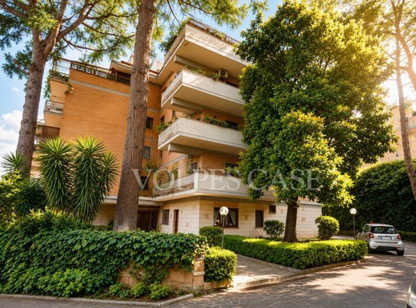 appartamento in vendita a Roma in zona Della Vittoria