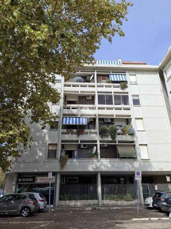 appartamento in vendita a Roma in zona Ostia