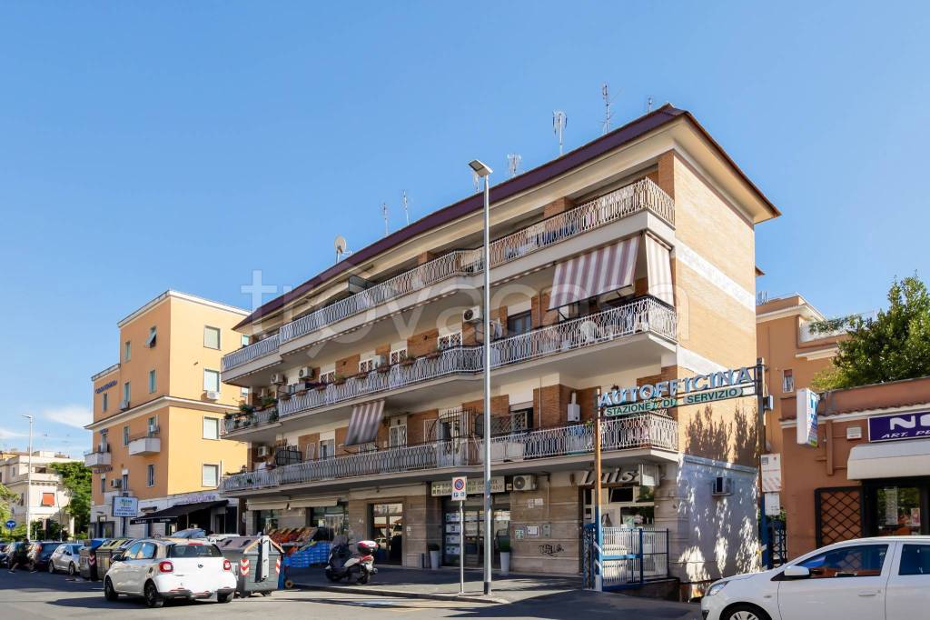 appartamento in vendita a Roma in zona Prenestino-Centocelle