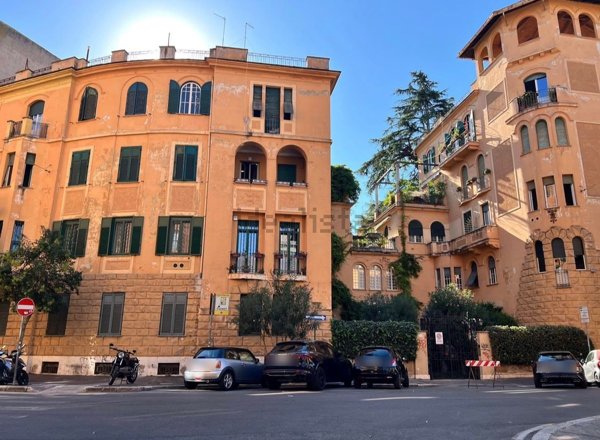appartamento in vendita a Roma in zona Della Vittoria