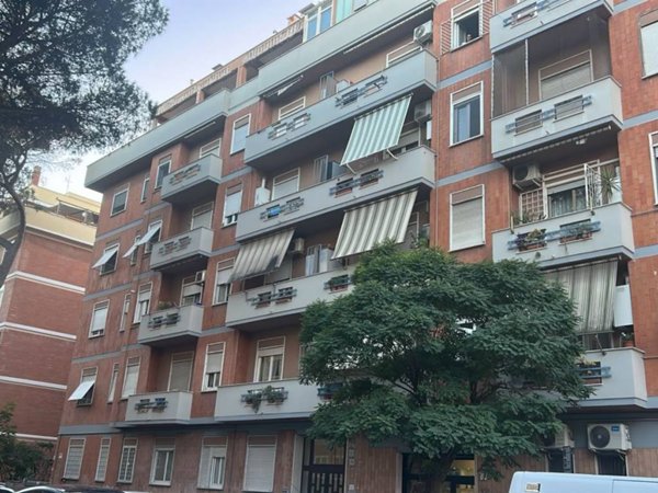 appartamento in vendita a Roma in zona Ostia