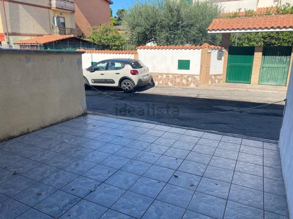 appartamento in vendita a Roma in zona Dragona/Bagnoletto