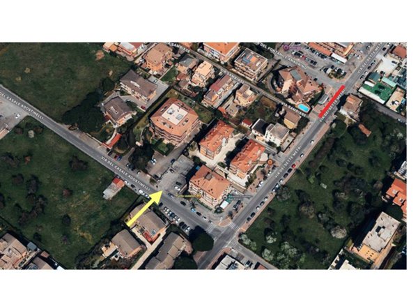 box auto in vendita a Roma in zona Casal Morena