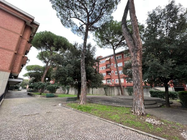 box auto in vendita a Roma in zona Monte Sacro/Talenti