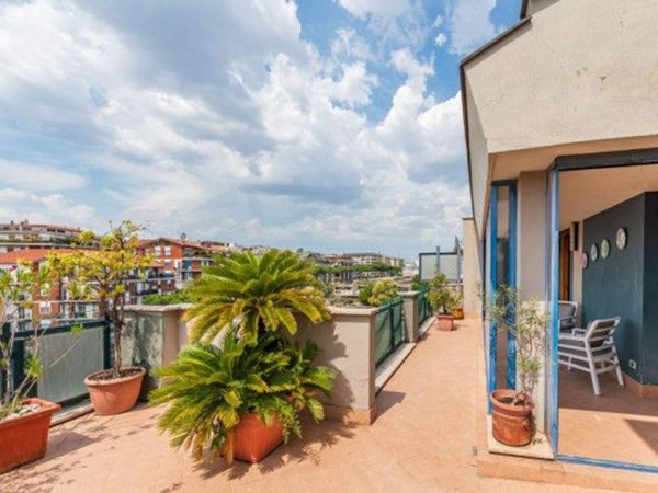 appartamento in vendita a Roma in zona Ardeatino