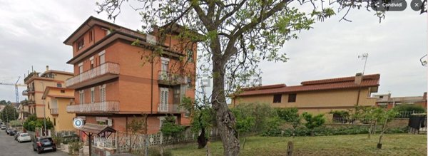 appartamento in vendita a Roma in zona Borghesiana