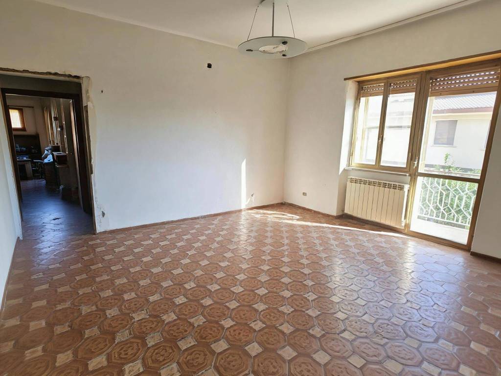 appartamento in vendita a Roma in zona Dragona/Bagnoletto