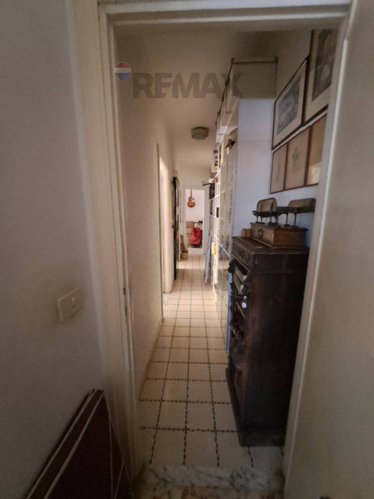 appartamento in vendita a Roma in zona Appio Latino