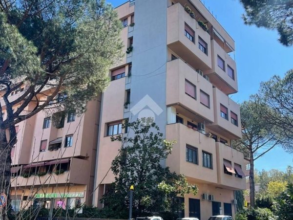 appartamento in vendita a Roma in zona Ardeatino