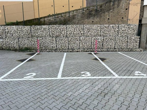 box auto in vendita a Roma in zona Ostiense
