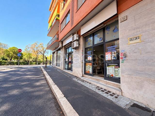 appartamento in vendita a Roma in zona Gianicolense