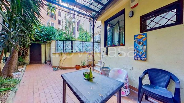 appartamento in vendita a Roma in zona Prenestino-Labicano