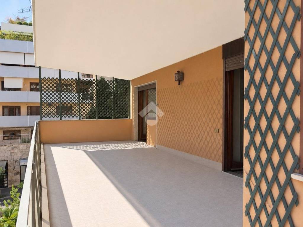 appartamento in vendita a Roma