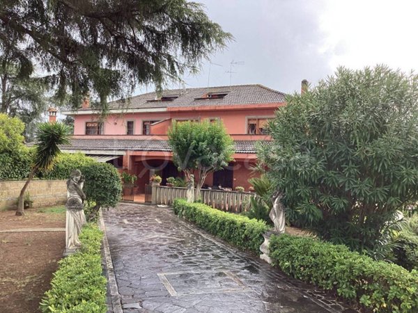 casa indipendente in vendita a Roma in zona La Giustiniana