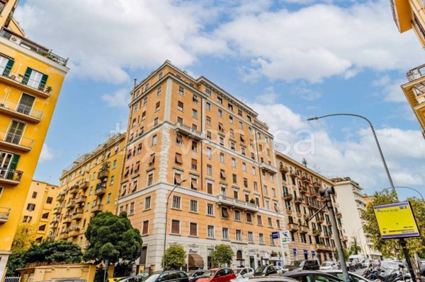 appartamento in vendita a Roma in zona Appio Latino