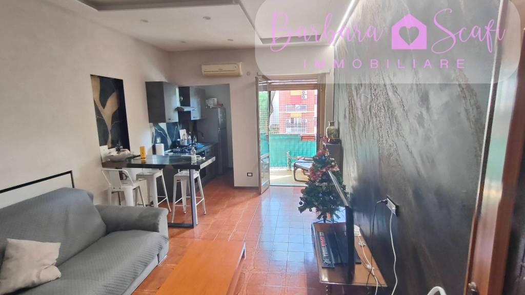 appartamento in vendita a Roma in zona Ostiense