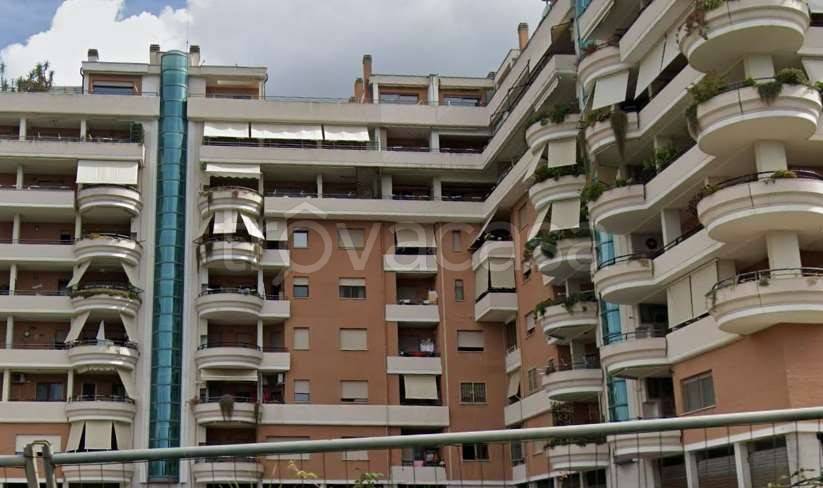 appartamento in vendita a Roma in zona Acilia