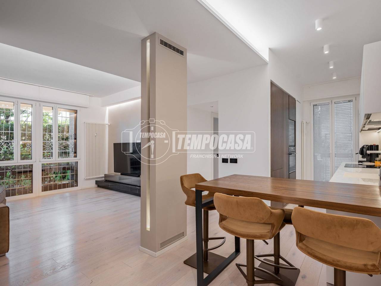 appartamento in vendita a Roma in zona EUR