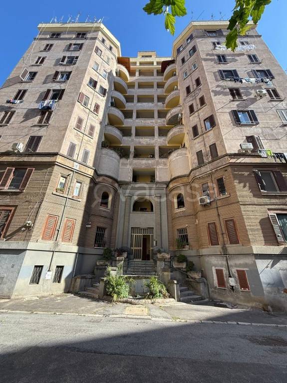 appartamento in vendita a Roma in zona Gianicolense