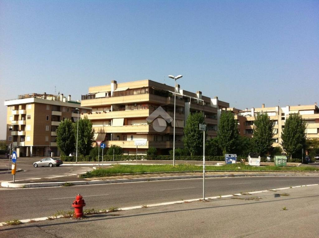 appartamento in vendita a Roma in zona Ponte Mammolo