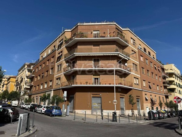 appartamento in vendita a Roma in zona Nomentano
