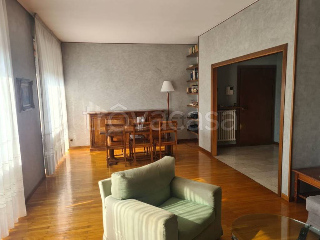 appartamento in vendita a Roma in zona Monte Sacro/Talenti