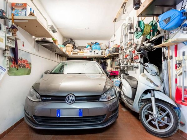 appartamento in vendita a Roma in zona Ostiense