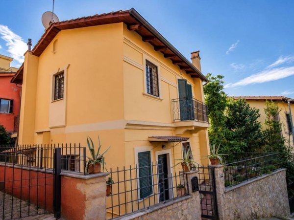 casa indipendente in vendita a Roma in zona Aurelio