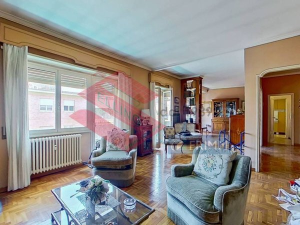 appartamento in vendita a Roma in zona Appio Latino