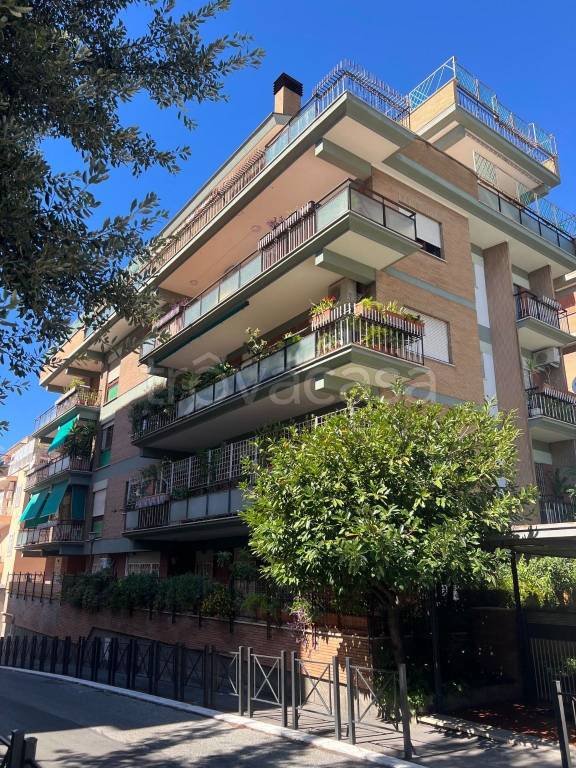 appartamento in vendita a Roma in zona Trieste