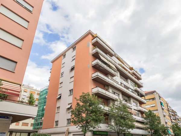 appartamento in vendita a Roma in zona Appio Latino