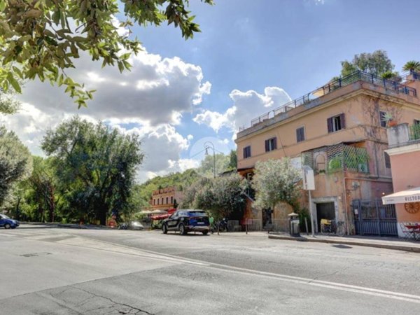 appartamento in vendita a Roma in zona Testaccio
