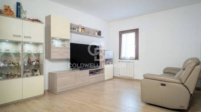 casa indipendente in vendita a Roma in zona Infernetto