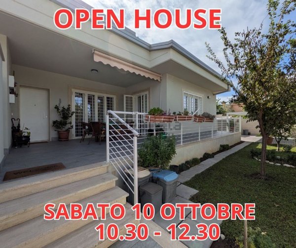 casa indipendente in vendita a Roma in zona Infernetto