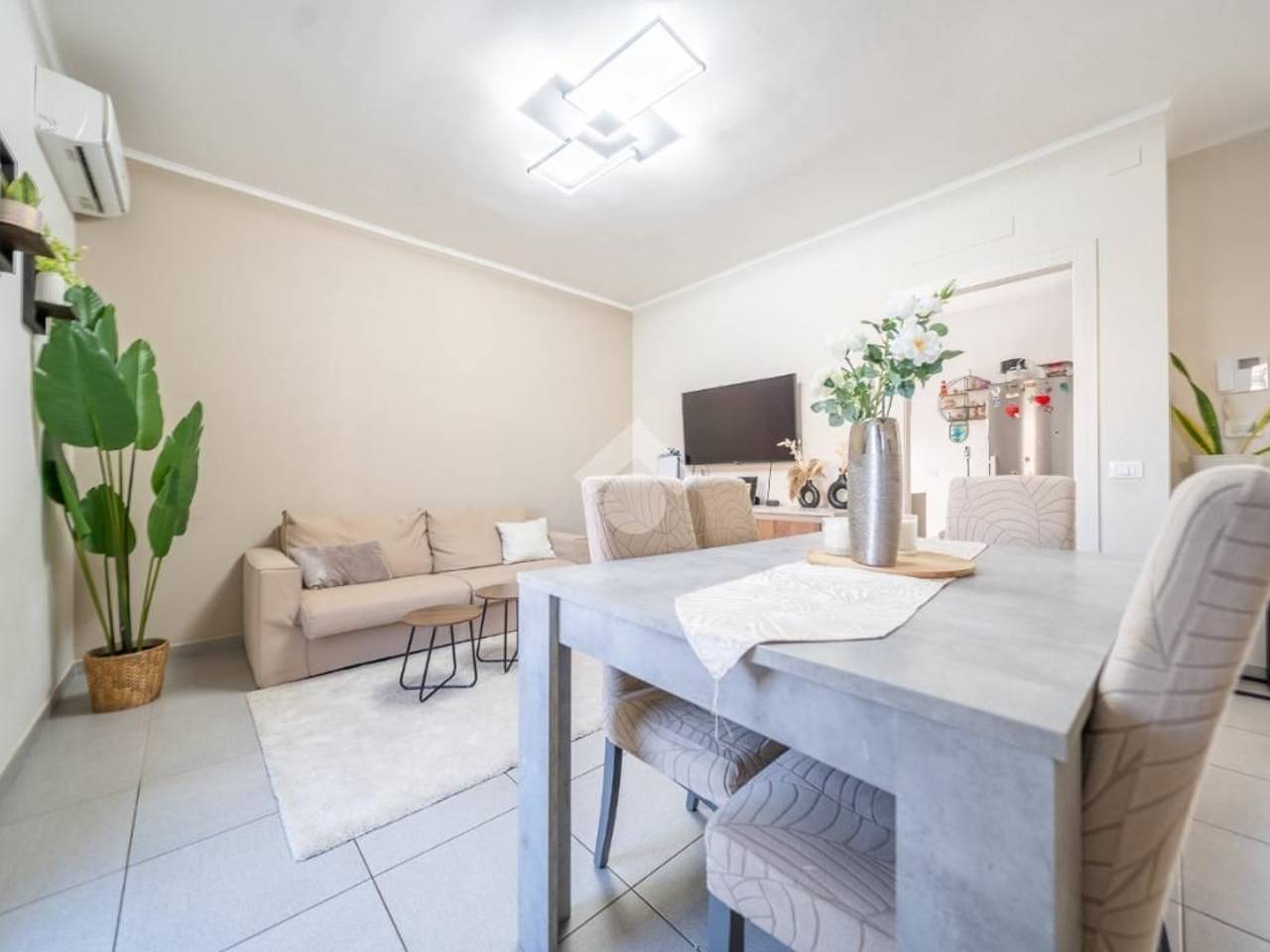 appartamento in vendita a Roma in zona Castelverde