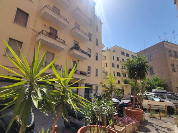 appartamento in vendita a Roma in zona Gianicolense