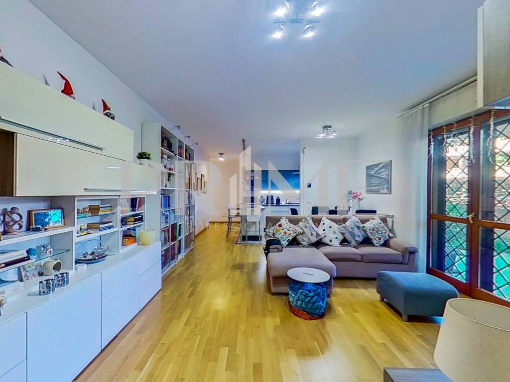 appartamento in vendita a Roma in zona Acilia