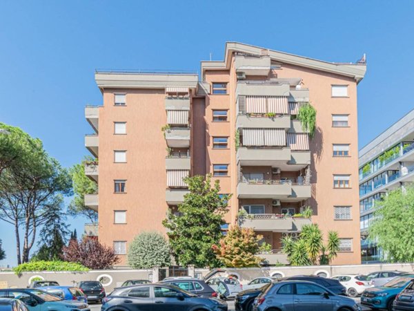 appartamento in vendita a Roma in zona Vigna Murata