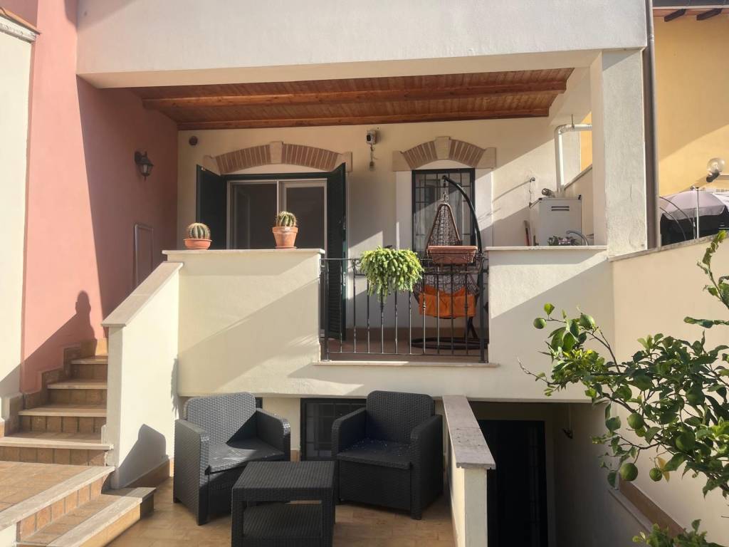 casa indipendente in vendita a Roma in zona Dragona/Bagnoletto