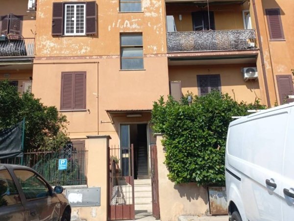 appartamento in vendita a Roma in zona Ponte Mammolo