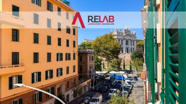 appartamento in vendita a Roma in zona Appio Latino