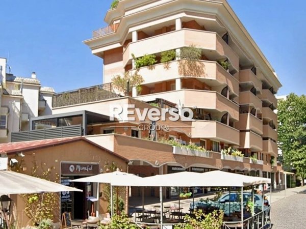 appartamento in vendita a Roma in zona Tor di Quinto