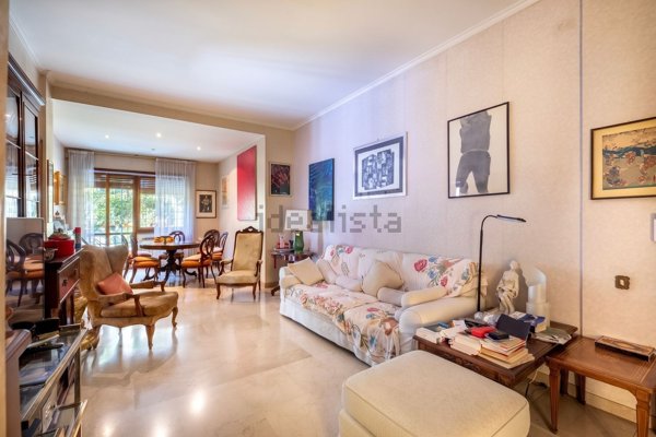 appartamento in vendita a Roma in zona Della Vittoria